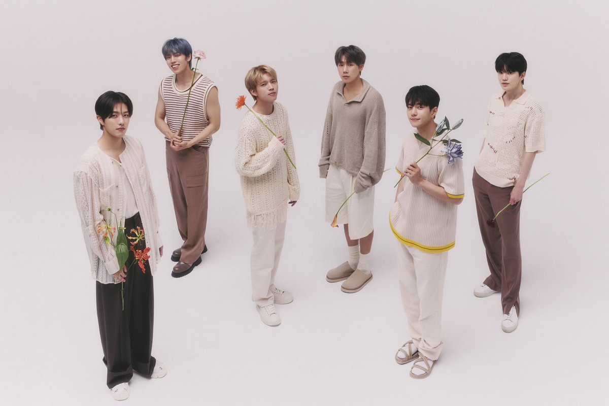 INFINITE 7th Mini Album [13egin]
Concept Photo #5
　
2023.07.31 6PM (KST)
　
#인피니트 #INFINITE #Comeback
#7th_Mini_Album #Begin
#New_Emotions