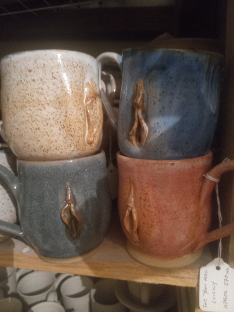 Ceramicpleasure's tweet photo. Should I start selling some of my work again? https://t.co/jGs2dS4581
