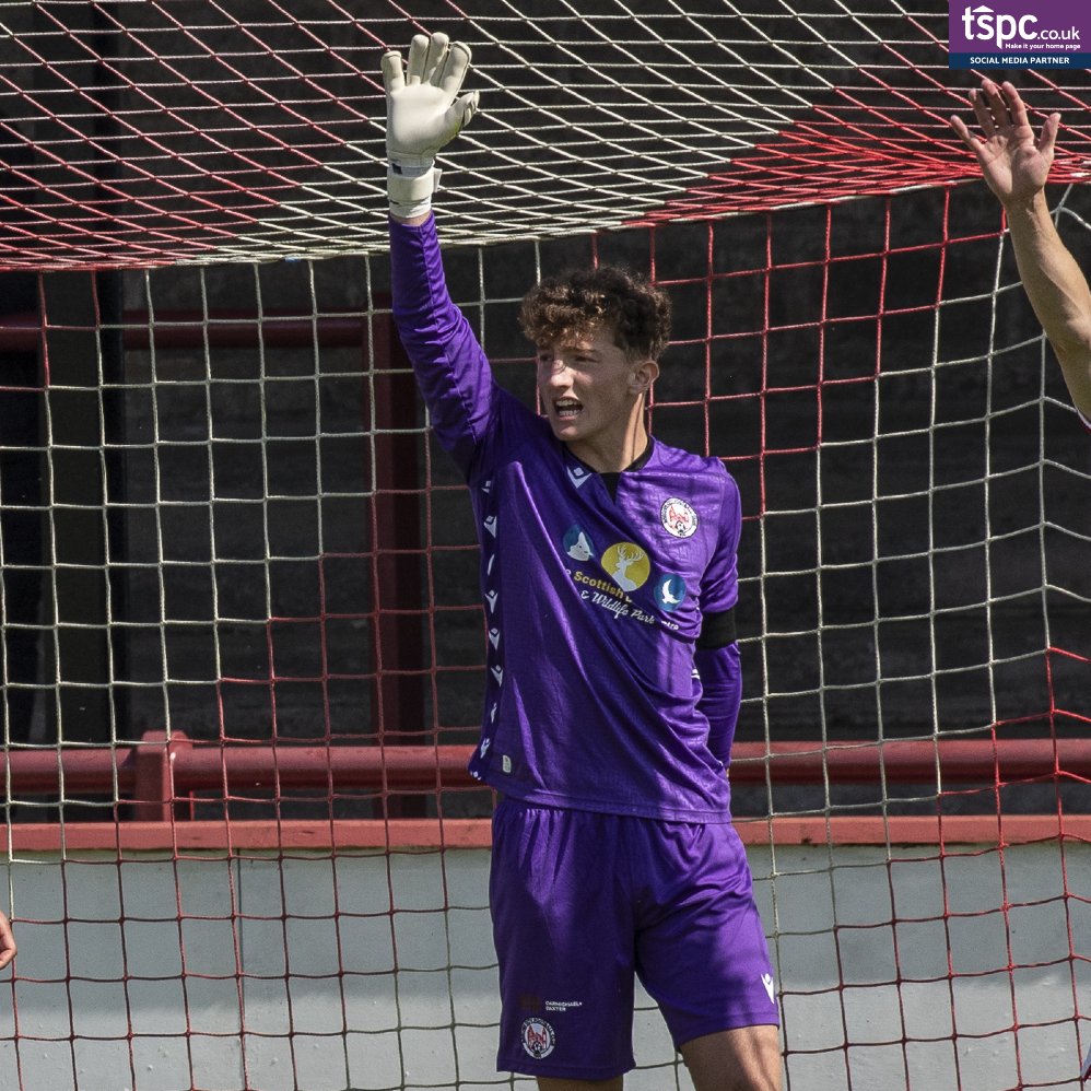 BrechinCityFC's tweet photo. 👐 Making his competitive debut for the club yesterday was 17 year-old keeper @Jamiemccabe01 

The young stopper, who signed for City this summer from Dundee United, impressed with a number of fine saves throughout. https://t.co/OkjTIxNig6