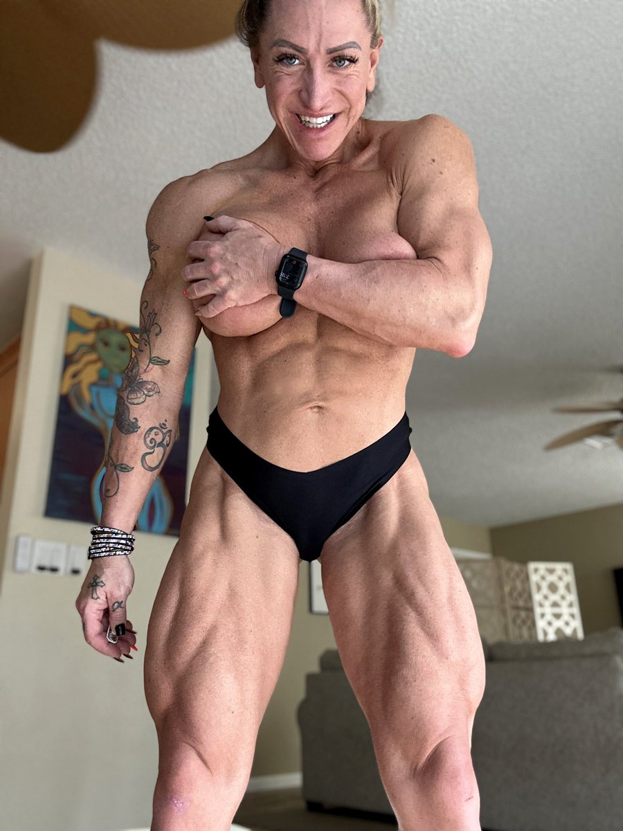 thespiritualbad's tweet photo. FLEX💪 #gotabs https://t.co/bMApJavzKe