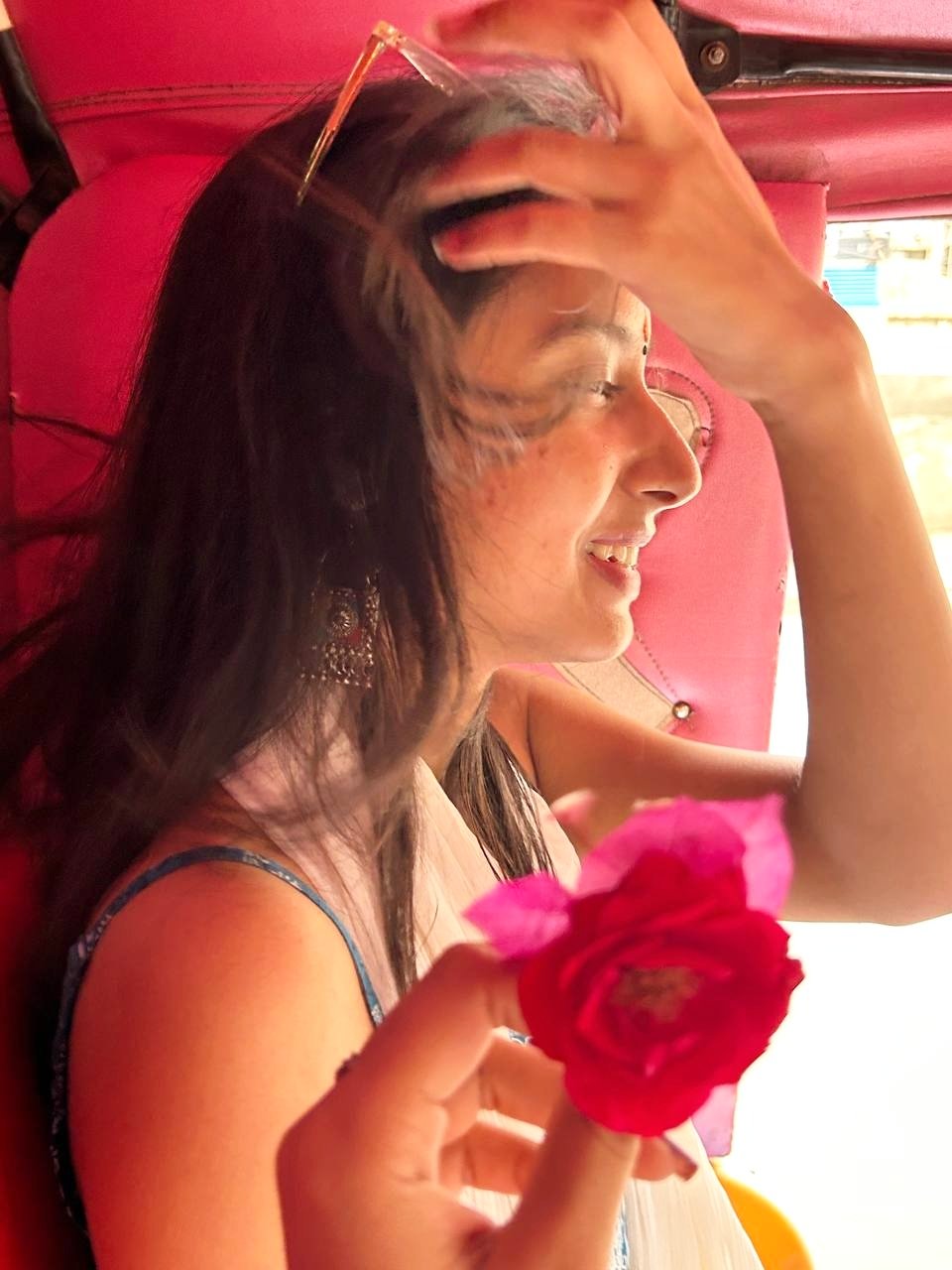Olivia Rodrigo & BLACKPINK's Rosé 2021 Met Gala Selfie