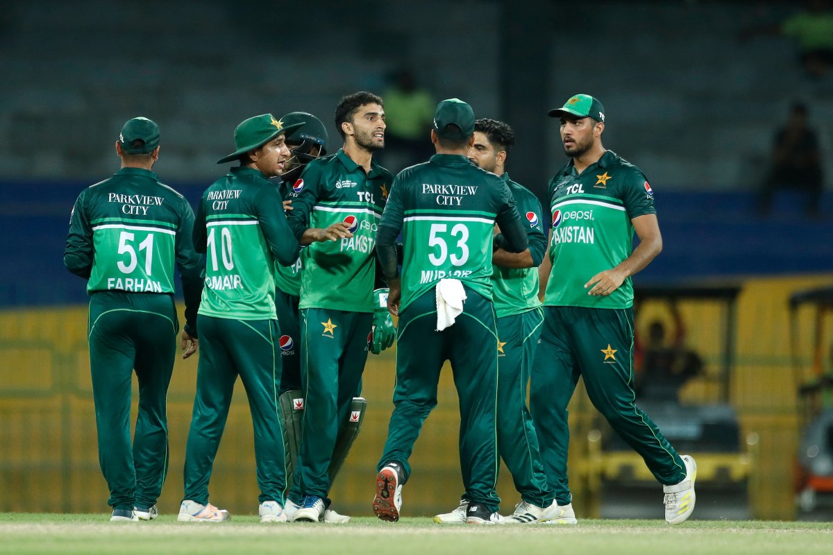TheRealPCB's tweet photo. Sufiyan Muqeem gets his third wicket of the night! 🌟

Pakistan Shaheens are just 2️⃣ wickets away from winning the final 💫

#ACCMensEmergingTeamsAsiaCup | #BackTheBoysInGreen https://t.co/d11gXQ3DNa