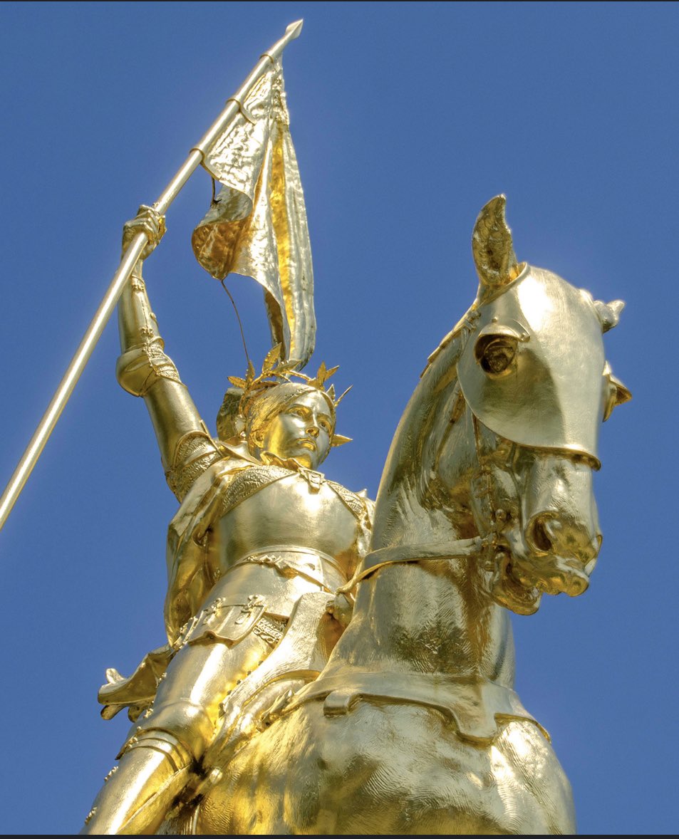 keepisisweird's tweet photo. Blaming @LPontheleft in advance when I start demanding “Show me the tete!” as the Tour de France riders cycle past the statue of Joan of Arc in Paris today https://t.co/OZFcyRu48f