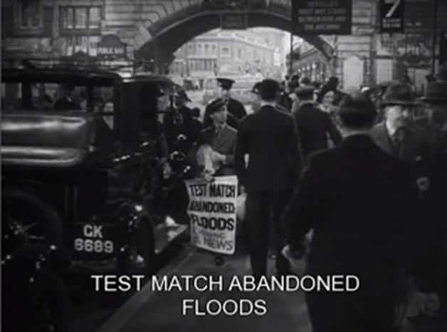 #AshesOldTraffordTest Hitchcock's 'The Lady Vanishes', in 1938, set the scene for 85 years on. The ghosts of Charters &amp; Caldicott have now witnessed yet more agonizing disappointment.