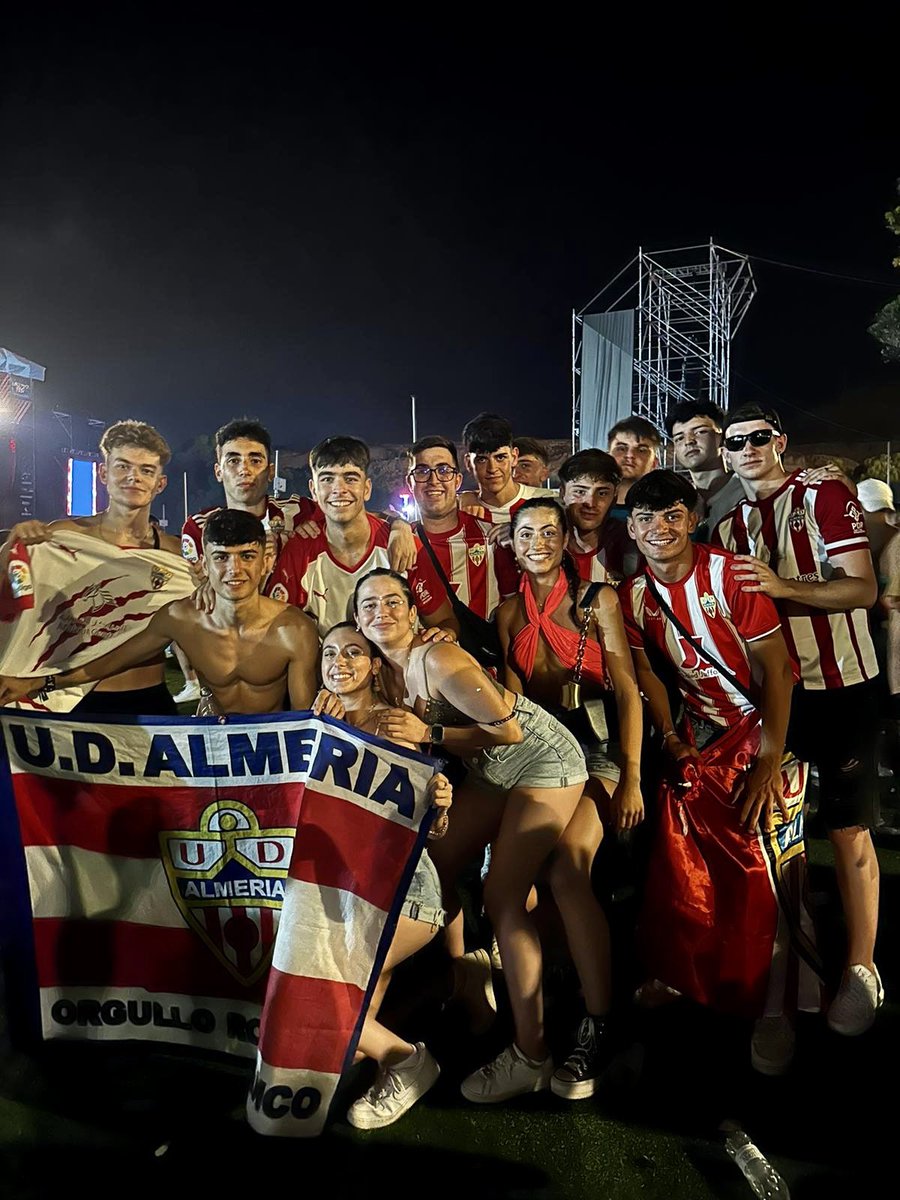 un sentimiento, una pasión🏴󠁧󠁢󠁥󠁮󠁧󠁿