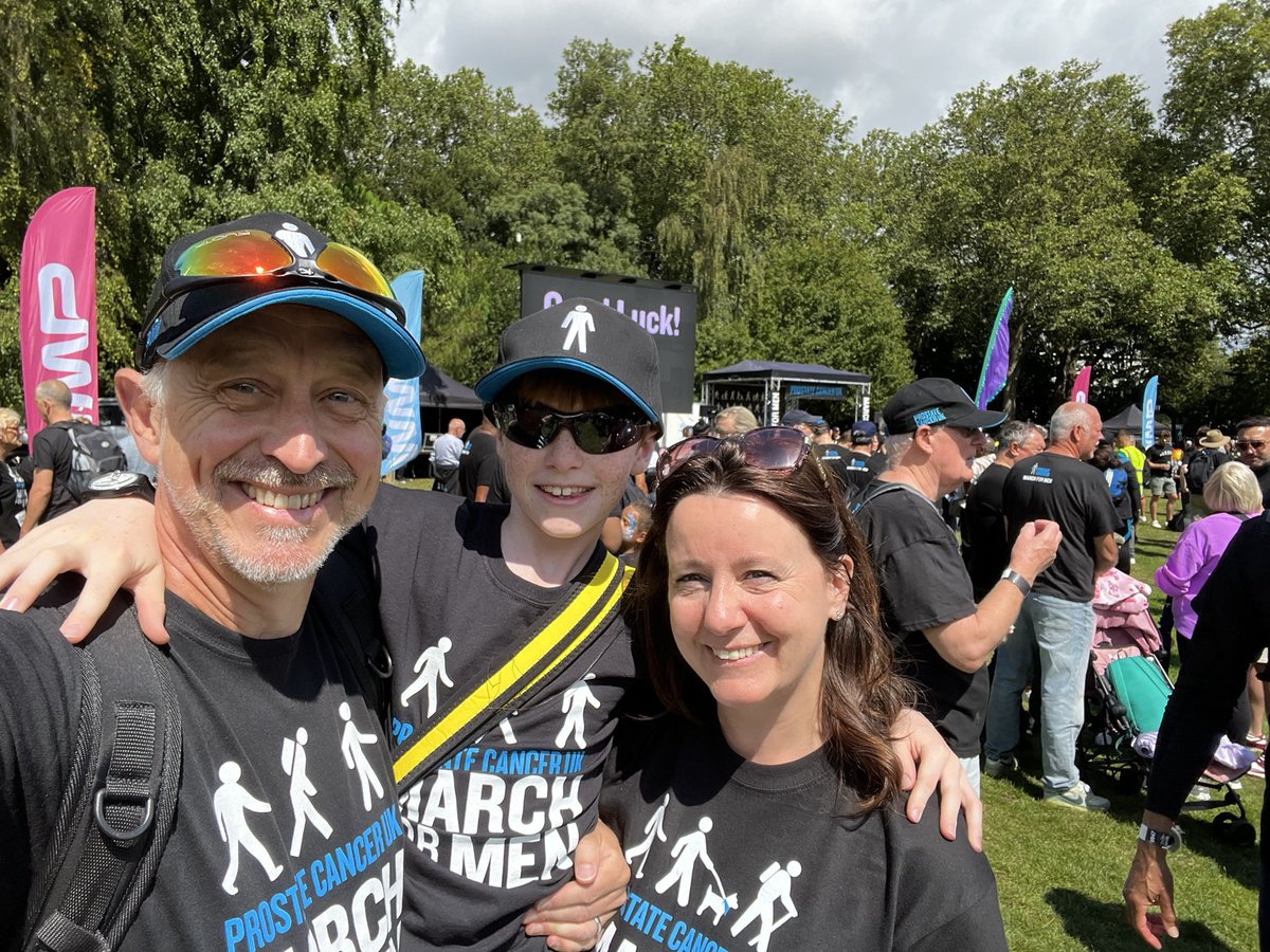ProstateUK's tweet photo. ☀️ What a day for #MarchForMen!

The sun came out, more than 1,500 of you descended on Battersea Park, and we raised a staggering £233,000 (and counting) to help fund vital prostate cancer research and support. 

Thank you. 💙 https://t.co/AZ02JVBBL0
