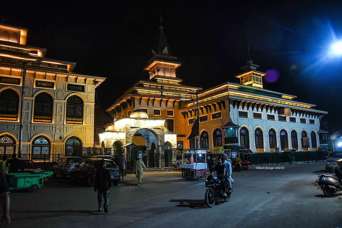 A view of the illuminated Sufi shrine of Sheikh Abdul Qadir Jeelani famously known as Dastgeer Sahib (RA) in Khanyar, Srinagar