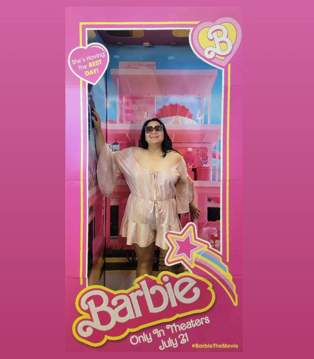 This #Barbie is on summer vacation 💖