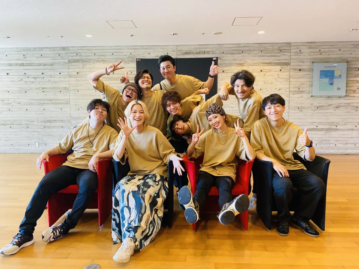 Wifi_Yoh's tweet image. 佐渡裕オペラプロダクションの全公演が終演しました。

6月中旬からの東京稽古に始まり、約1ヶ月半、お世話になった全ての皆様に感謝申し上げます。

一緒に毎日を駆け抜けた制作スタッフ、出演者仲間との濃密な時間は宝物です。

声援下さったお客様と共に、
本当にありがとうございました。
#hpac