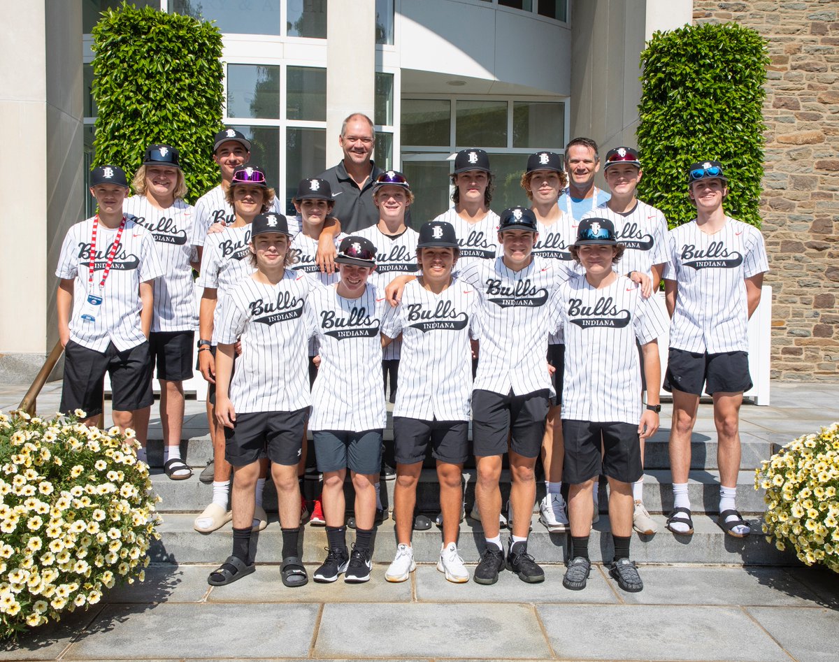 With the soon-to-be inductee alongside them, Scott Rolen's son (far left) and his baseball team toured the Hall of Fame this morning. #HOFWKND

(Milo Stewart Jr./National Baseball Hall of Fame and Museum)