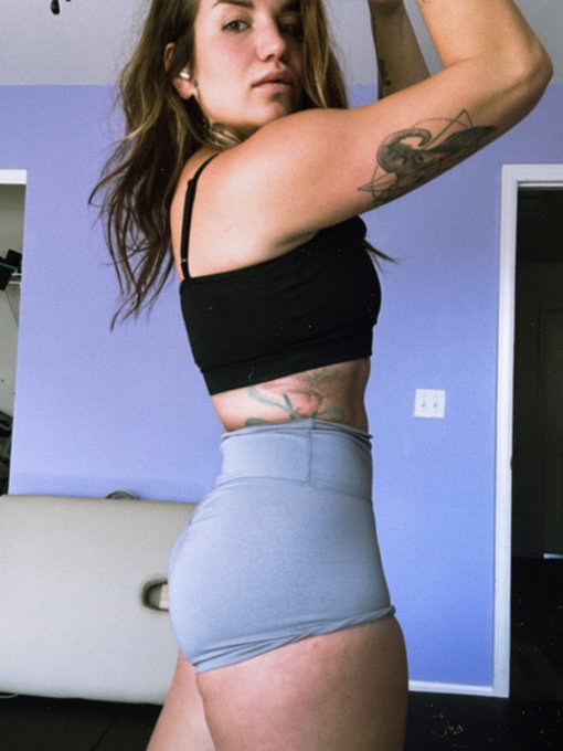 Guess my current weight 👀 https://t.co/BQ3i1KkvEF<a href="/tag/retweet"class="tags"><span>#retweet</span></a>