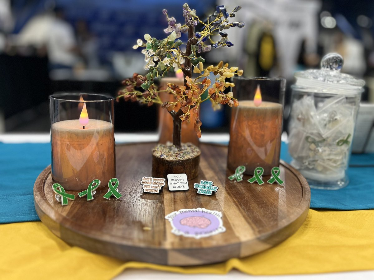 Day 2 of 2! I’m here at the American Fitness Expo at George R. Brown Convention Center today from 9-5. Drop by for free mental health goodies and enter to win a 3 month coaching package, valued at $500 with @piecesofmebh! #mentalhealth #MentalHealthMatters #Houston