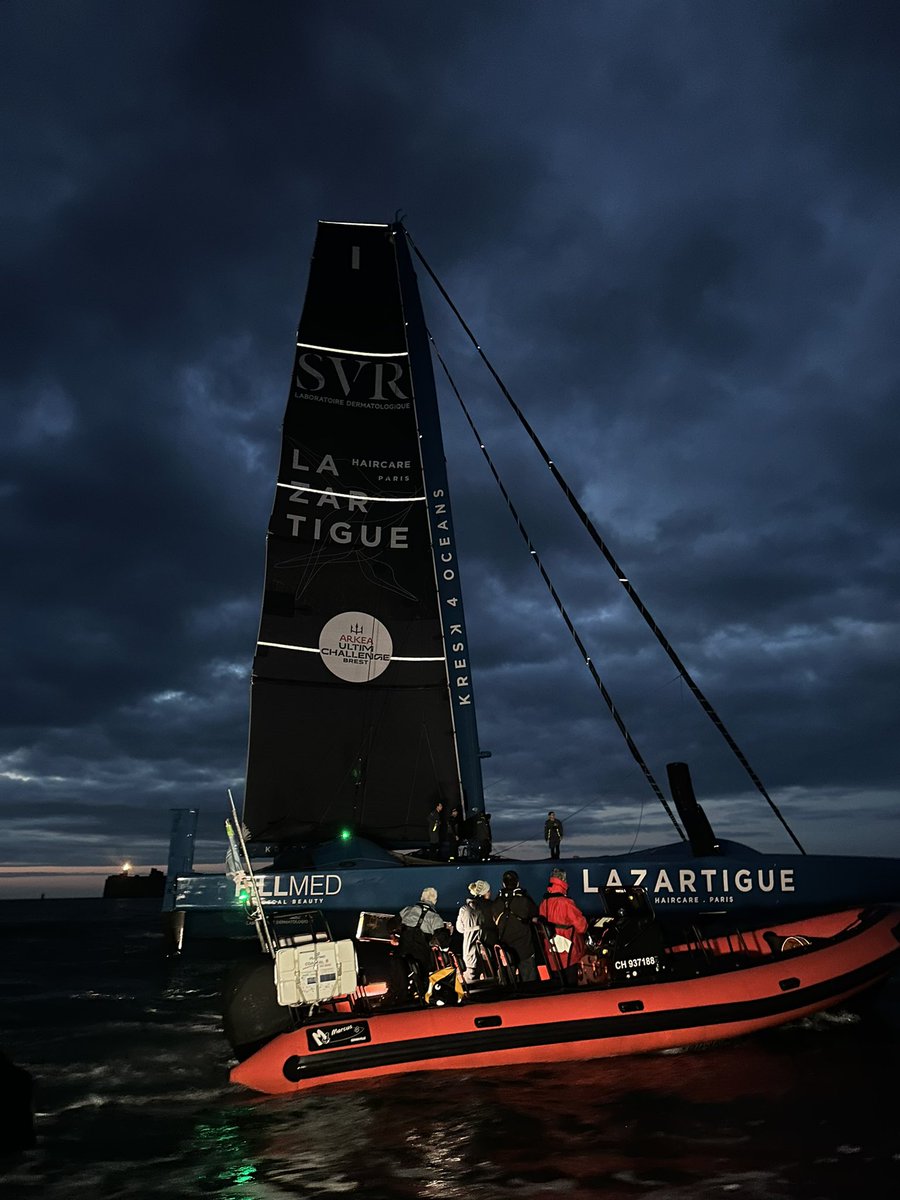 RolexFastnet_Ch's tweet image. 🚨🏁The FIRST arrival  is ….. @SVRLazartigue  

WELL DONE @francoisgabart

#RolexFastnetRace #RolexFastnetRaceCherbourg #lalegenderevient