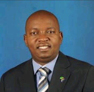 ChrissFundi's tweet photo. @PMadeleka yupo gerezani kwaajili ya ukweli wake hakika serikali imekosa maarifa kabisa @SuluhuSamia umebariki huu uovu mkataba umesaini mwenyewe ila watu wakikosoa mabaya ya mkataba huo wanatishiwa kiukweli #mkataba niwa hovyo https://t.co/kgF9hbLK3j