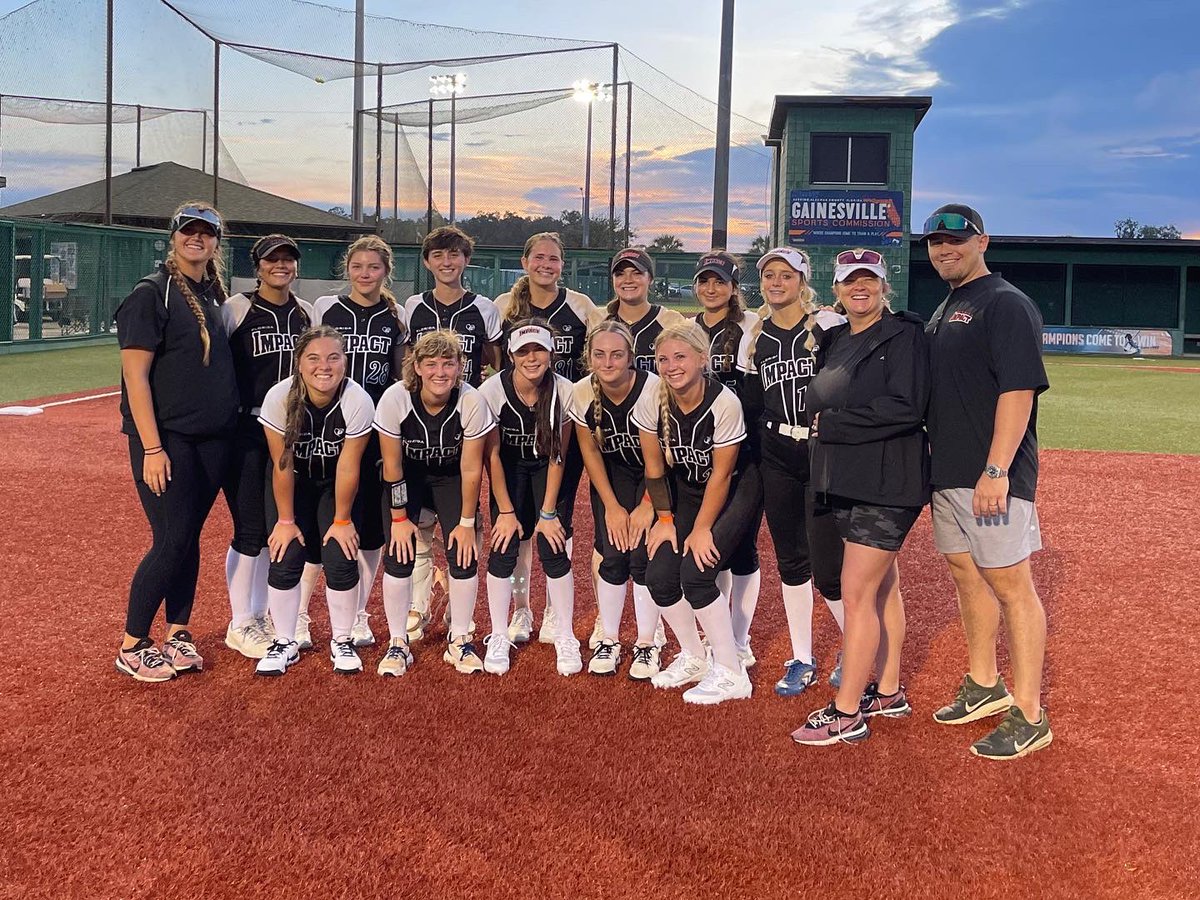 Ashley Brooke Hancock tweet media