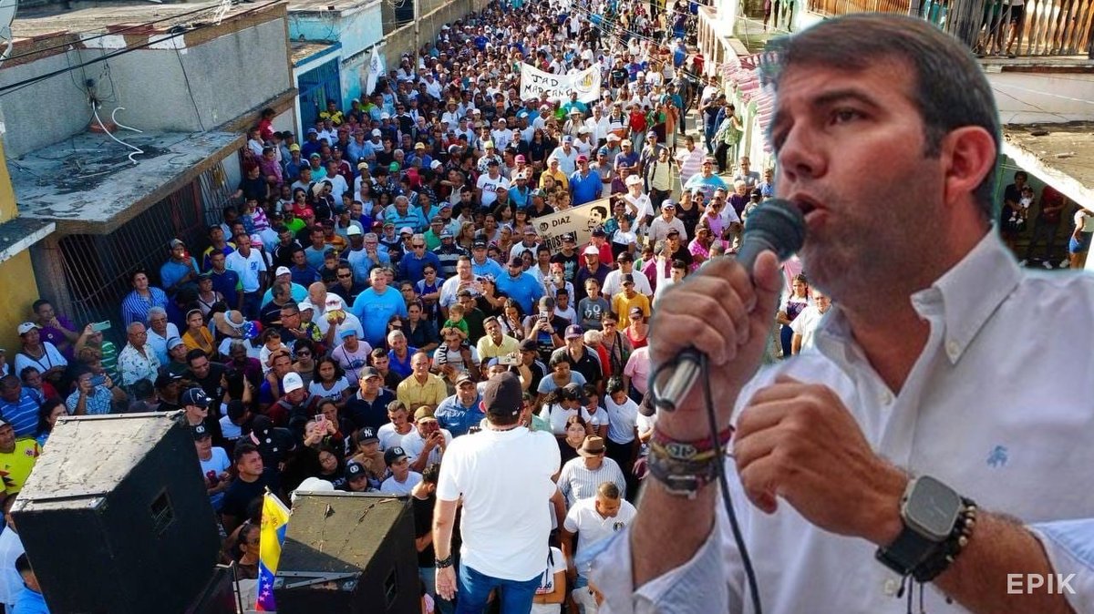 En las últimas semanas, como los campeones d carrera larga #CarlosProsperi,con una campaña directa en la gente, mucha organización, así como un discurso incluyente, sin llamados a violencia ni imposibles, crece consecutivamente, superando las demás candidaturas. Va a ganar!