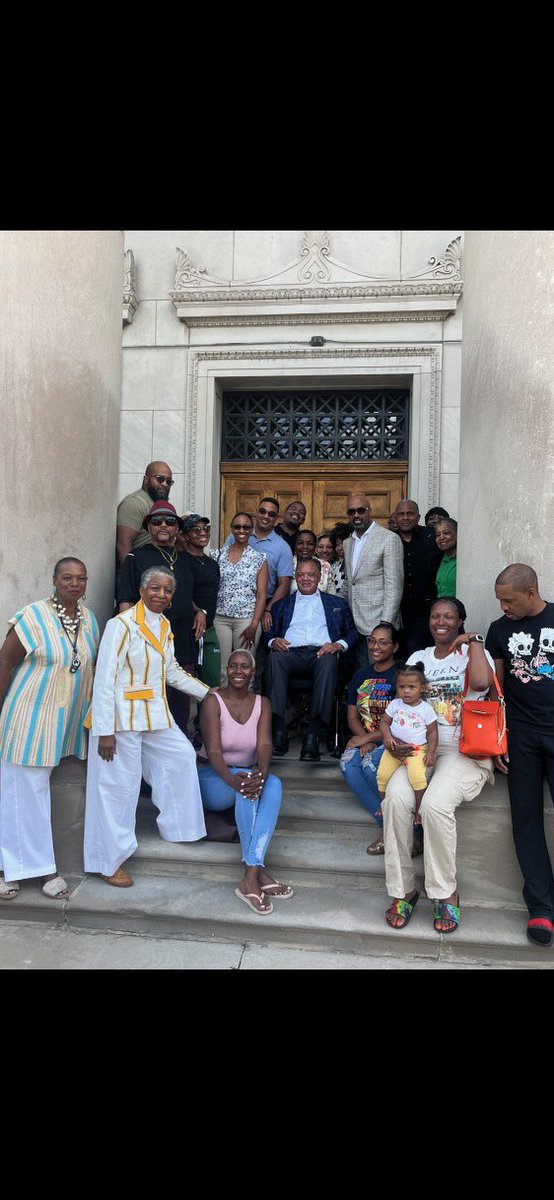 Visited Rainbow/PUSH yesterday in Chicago as my friend and brother Dr. Frederick D. Haynes III <a href="/fhunscripted/">Dr. Frederick D Haynes</a> took over as president from the iconic Rev. Jesse L. Jackson, Sr. <a href="/RevJJackson/">Rev Jesse Jackson Sr</a> Note to all Black organizations, institutions and churches: proper transition matters.