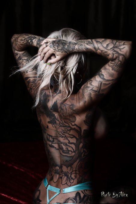 #backtattoo #tattoos #inked #ink #runes #vikings #yggdrasil #handtattoo https://t.co/4uPHgQ6iYb<a href="/tag/backtattoo"class="tags">#backtattoo</a><a href="/tag/tattoos"class="tags">#tattoos</a><a href="/tag/inked"class="tags">#inked</a><a href="/tag/ink"class="tags">#ink</a><a href="/tag/runes"class="tags">#runes</a><a href="/tag/vikings"class="tags">#vikings</a><a href="/tag/handtattoo"class="tags"><span>#handtattoo</span></a><a href="/tag/yggdrasil"class="tags"><span>#yggdrasil</span></a>