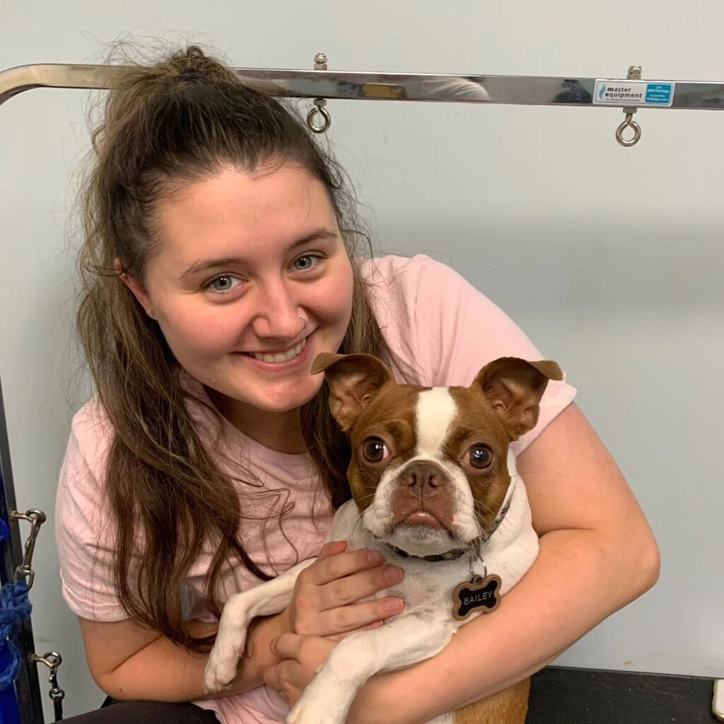 #appfamily (part 2 🐾❤️)

#airdrie #Alberta #airdriepuppypals #appteam #appfamily #dogdaycare #dogtraining #teamwork #community instagr.am/p/CvDWHLevywu/