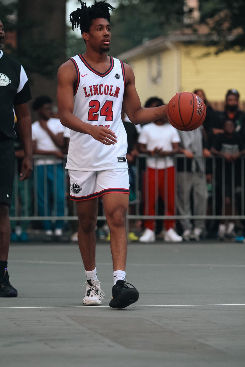 Dave's Joint tweet media