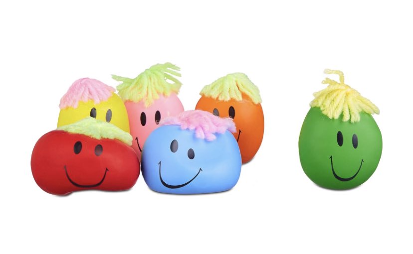 Strangebery's tweet image. Ok je viens d’avoir une réminiscence soudaine mdr qui se souvient de ces trucs ??? (Autrement dit : ok t’es vieux mais est-ce que t’es vieux comme ça ?)