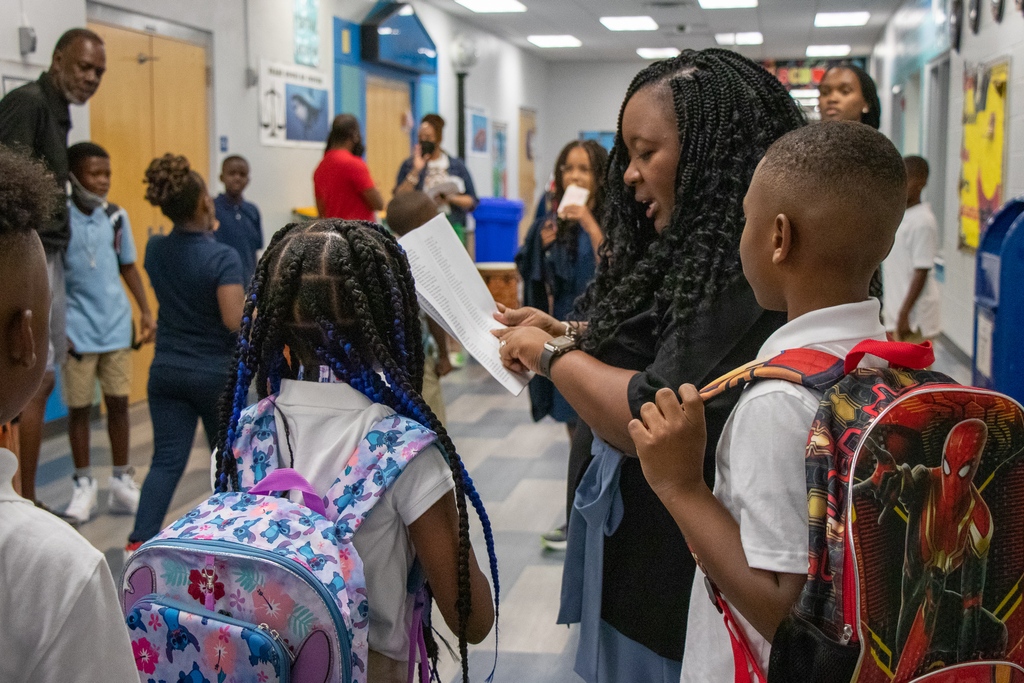 my_pcs's tweet photo. SUPPLIES SAVINGS: The Florida school supply sales tax holiday begins TOMORROW! Save on supplies through Sunday, August 6. For school supply lists, please check your school website or contact your school. More: https://t.co/QSDESKtIOl https://t.co/Cl1cur5ueI