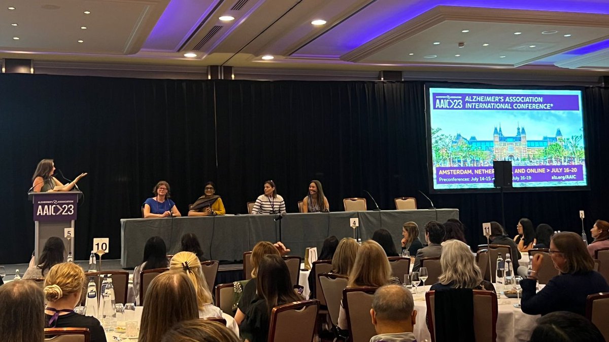 The game-changing #AAIC2023 talent retention panel, with @alladi_suvarna, @KaczorowskiLab, @CharlotteTeuni1 and @clausuemoto, delivered powerful insights -When people show you who they are, believe them -Support each other -Junior researchers need our full support to inspire them