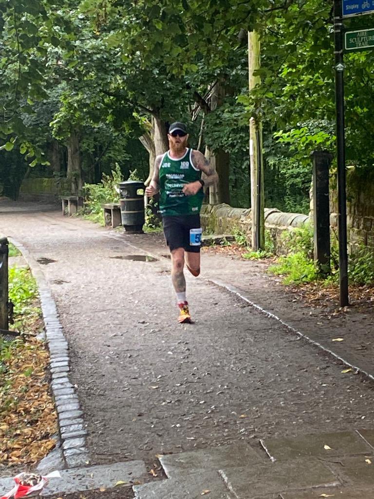JoeStearne's tweet photo. Yesterday saw me complete my 50th marathon in 17 weeks and half way through the challenge! Ran a blistering 3:23:00 very please with that! If anyone can spare anything at all just short of the £1500 target please get behind this if you can 100 marathons 52 weeks @macmillancancer https://t.co/7tx6gRnp1j