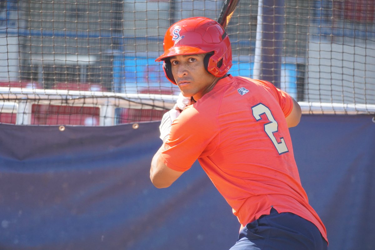 Rit can hit! <a href="/RyRit47/">Ryan Ritter</a> gives the Indians an early 1-0 lead with an opposite field shot off Vancouver's Rafael Sanchez. That's home run No. 2️⃣0️⃣ on the year between Fresno and Spokane for the former Kentucky Wildcat. #GoSpo
