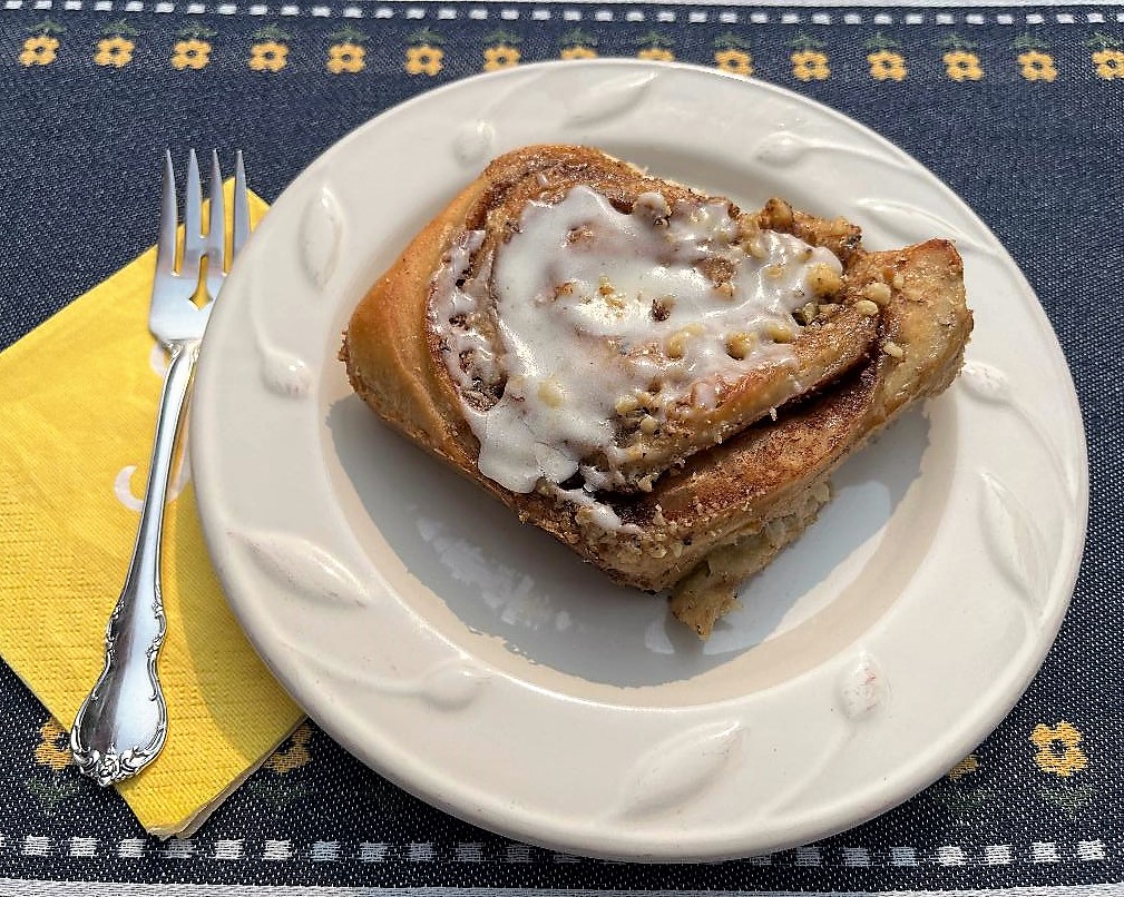 sockfairies's tweet photo. https://t.co/wzsefVpLGd
Looking for an easy breakfast treat made with frozen cinnamon rolls? Try this scrumptious easy Tik Tok Cinnamon Rolls made with frozen cinnamon rolls.
#breakfastideas #cinnamonrolls #frozenrolls #tiktok https://t.co/FNSVS5ecPy