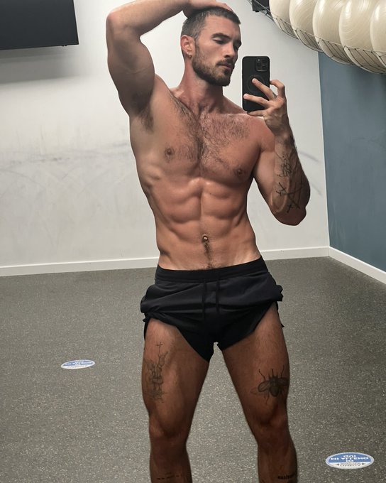 ☀️ 🥩 🧂 💧 🏋️&zwj;♂️ 💤 🏃&zwj;♂️♋️ https://t.co/t1lPhxXEbq