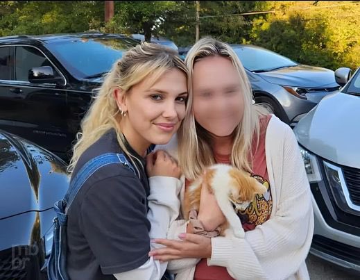 bts of the electric state ❤️