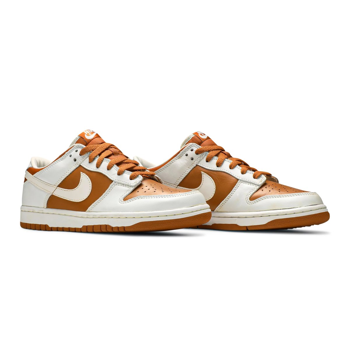 houseofheat's tweet photo. The Nike Dunk Low "Reverse Curry" Returns in 2024

DETAILS: https://t.co/ECCfh6eobb https://t.co/VcpPN4eaRJ