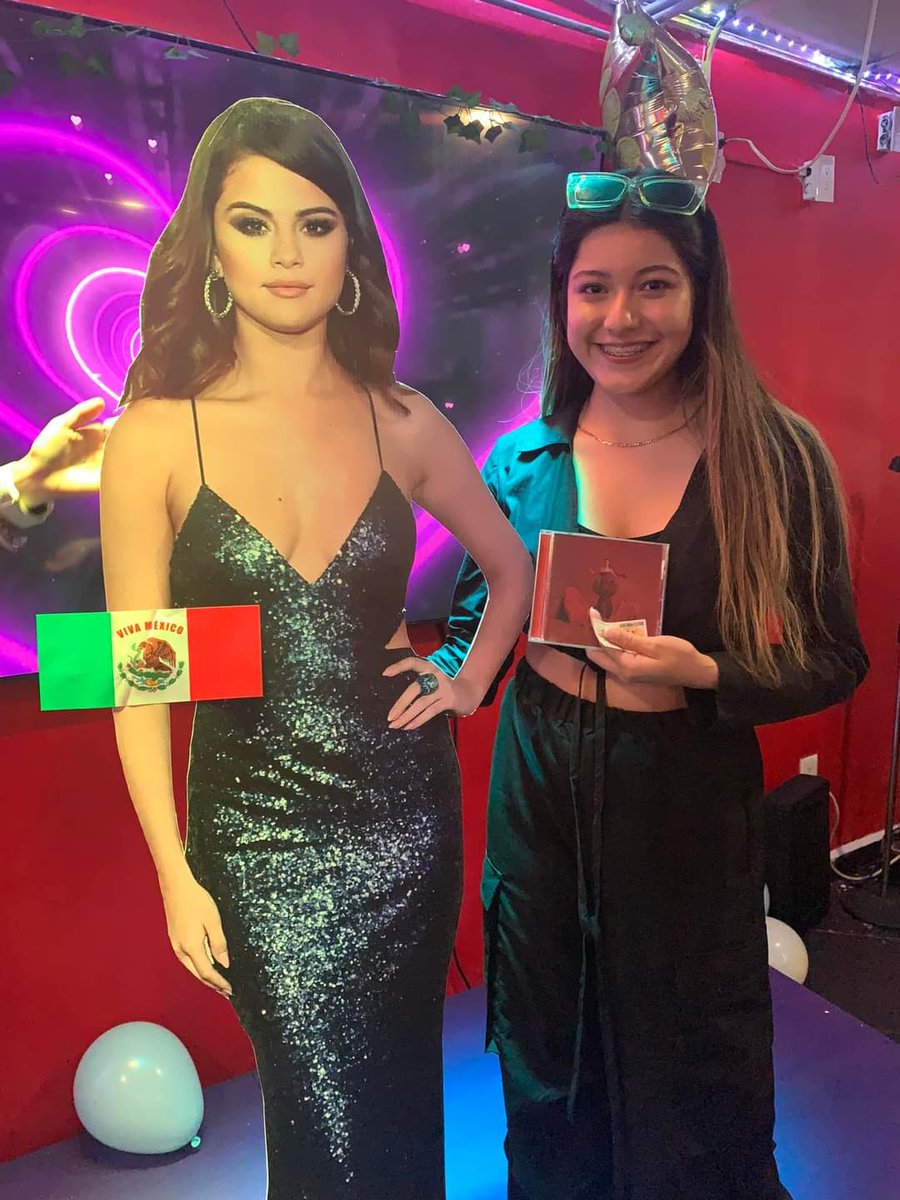 Selena Gomez México tweet media