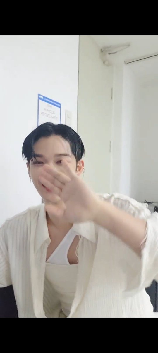 atlanticyan's tweet photo. Extra jiji core ( ╹▽╹ )
@CIX_twt @CIX_Official
#CIX #씨아이엑스 #BX #승훈 #배진영 #용희 #현석 #FIX #FIXWEEK #SEUNGHUN #HYUNSUK #BAEJINYOUNG #YONGHEE https://t.co/nnrsw29PHB