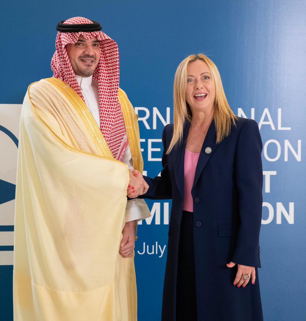 عبدالعزيز بن سعود بن نايف Abdulaziz bin Saud tweet media