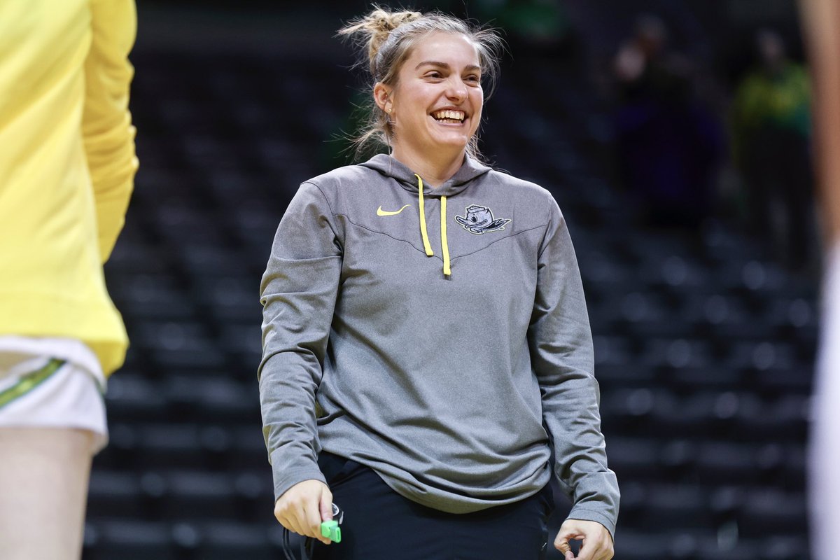 Oregon Women’s Basketball (@oregonwbb) on Twitter photo Keeping us strong, all year long. Happy birthday to our strength coach, <a href="/kayjax24/">Kaelin Jackson</a> 🥳💪
#GoDucks Keeping us strong, all year long. Happy birthday to our strength coach, <a href="/kayjax24/">Kaelin Jackson</a> 🥳💪
#GoDucks