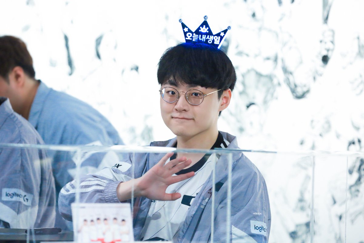2023.07.21 DK vs BRO 
이번 주인공은 허수선수이에요✨
조금 늦었지만 생일 축하해용~
#허수 #showmaker #쇼메이커 #DKWIN