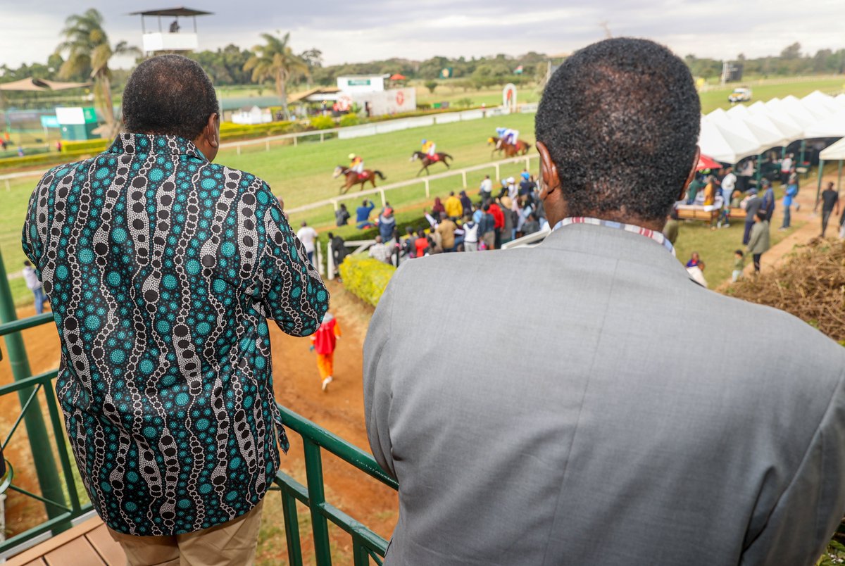 4thPresidentKE's tweet photo. Former President Uhuru Kenyatta earlier today attended the closing ceremony of the Jockey Club of Kenya 2022-23 Season, at the Ngong Race Course and Golf Park in Nairobi. https://t.co/qcoZwpsTCZ