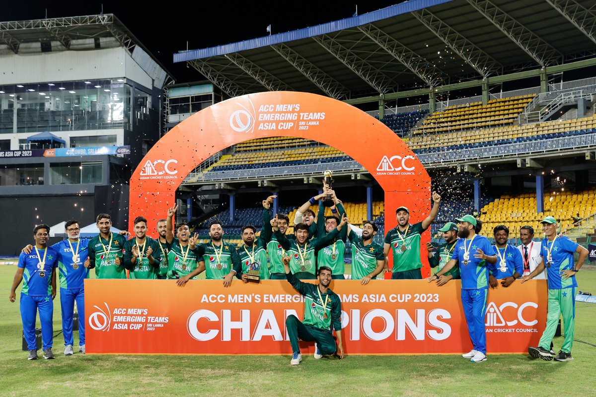 𝐖𝐈𝐍𝐍𝐄𝐑𝐒 

The victorious bunch with the trophy 🏆👏

#ACCMensEmergingTeamsAsiaCup | #BackTheBoysInGreen