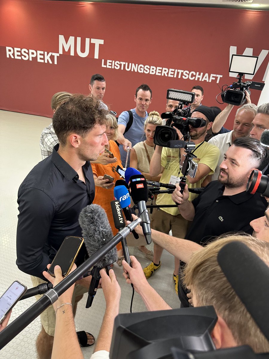 Georg Holzner tweet media