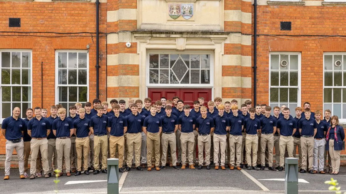 NSBSport's tweet image. 🏉 NSB Senior Rugby Tour 🏉 
On our way to Cape Town!
See you in the morning!