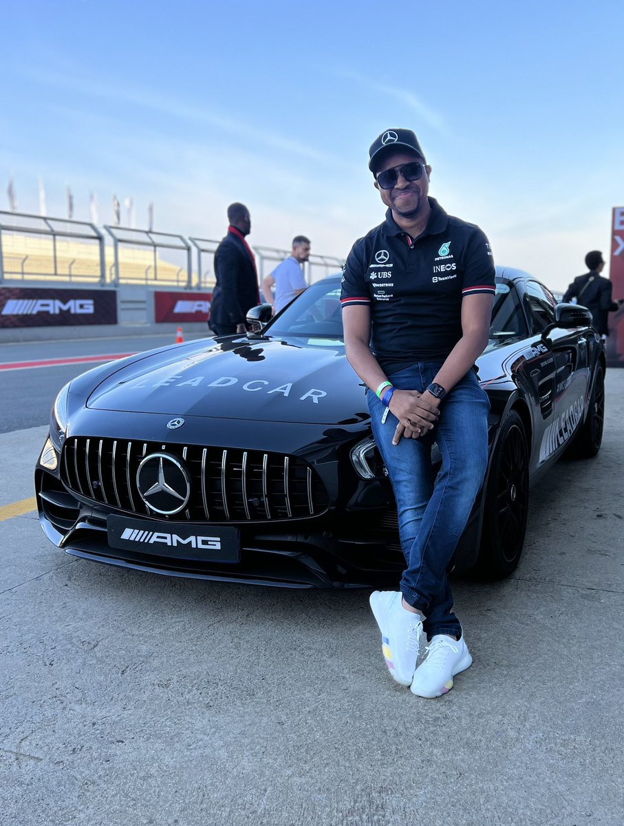 SiyandaCalvinNtenga tweet media