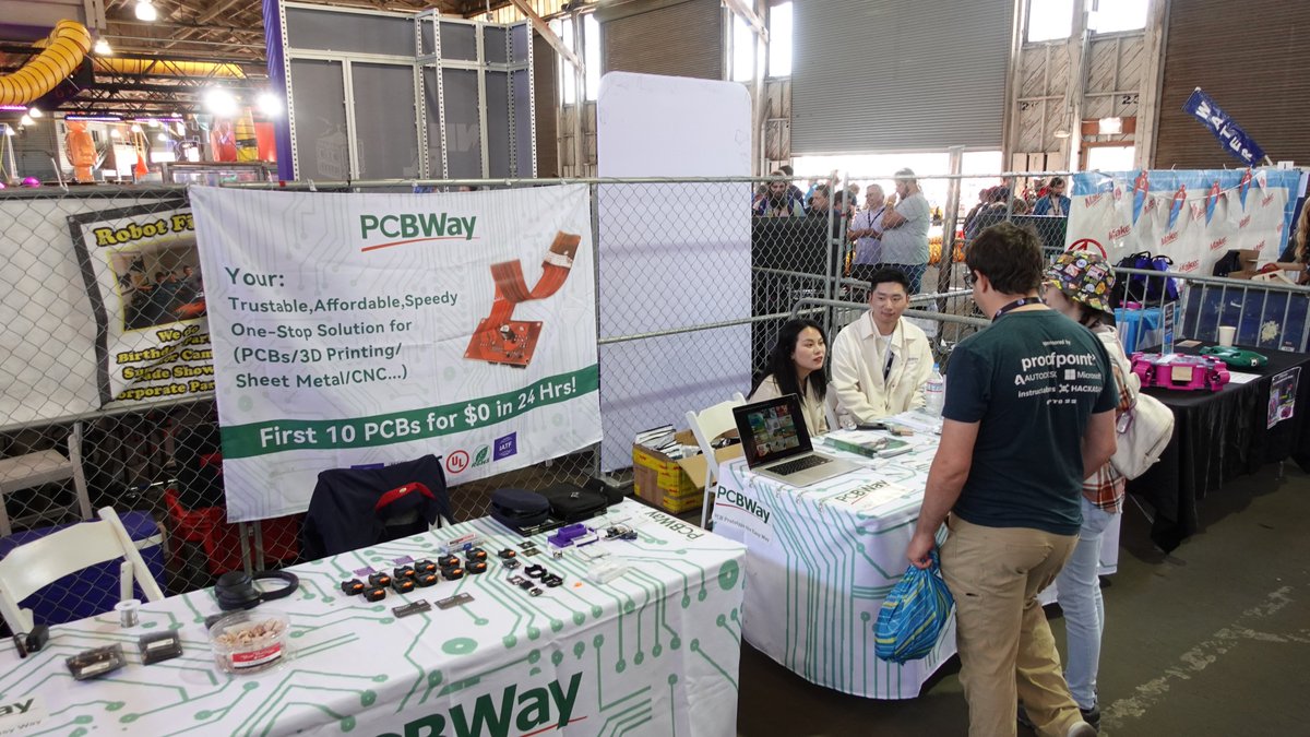 AlexLynd's tweet photo. I ran a booth at @OpenSauceLive with my friends @PCBWayOfficial last week, where I shared my #rapidprototyping experience &amp; demo'd my #hacking projects like the #WiFiNugget! 🤖⚡

Easily my fav conference and it was fun meeting everyone :) https://t.co/r3fuIkaLHT