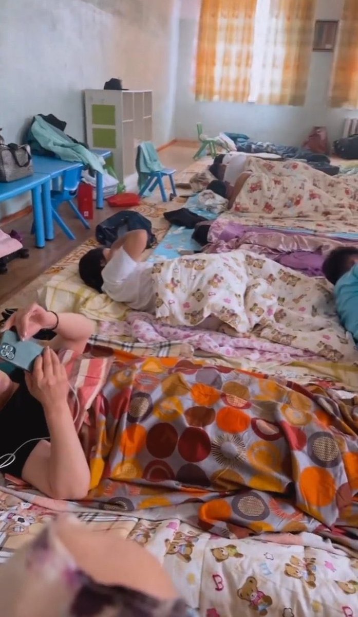 4 сая-н утас барьчихаад 40 мянгын мишок авах арчаатай байж сураарай.