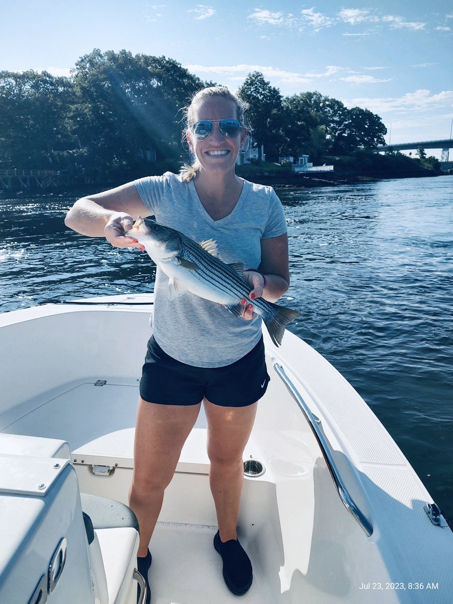 golfingirl525's tweet photo. My first striped bass ⚓️🐟🛥️💙 #FishNH #BoatLife #PortsmouthHarbor #StripedBass https://t.co/0auxmDrgE0