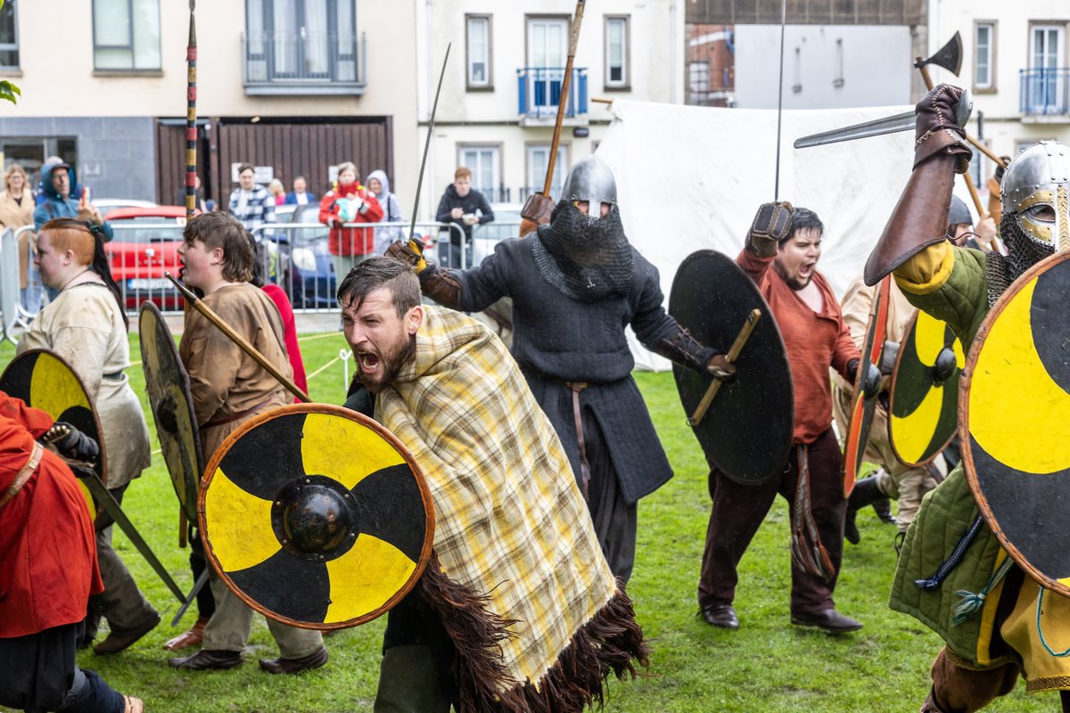 EVENTSinFingal's tweet image. Well done to all the boys and girls for braving the rain at the Malahide Family Fun Day today. We had a great day and many thanks to all the performers, stewards and event staff for their hard work under the poor weather conditions. @Fingalcoco @LoveFingalDub