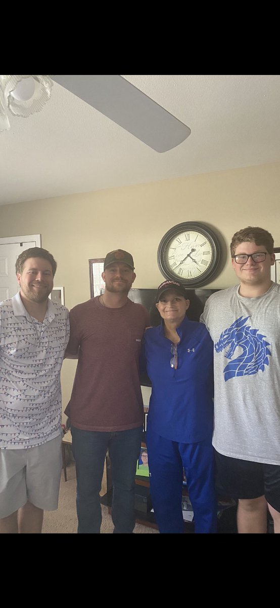 ❤️❤️❤️⁦<a href="/Coach_Qualls/">Hal Qualls</a>⁩ ⁦<a href="/CoachJoshQualls/">Josh Qualls</a>⁩ ⁦<a href="/TheJakeQualls12/">Jake Qualls</a>⁩ ⁦⁦<a href="/JuddQualls/">Judd Qualls</a>⁩