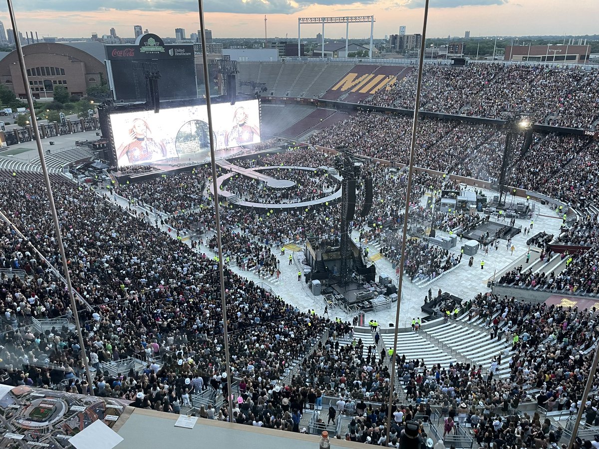 Brady A. Buresh tweet media