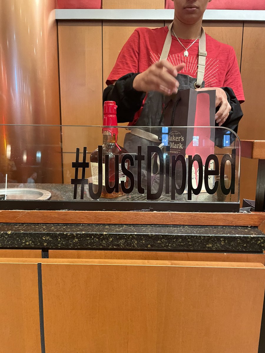 Enjoying the mid-morning at Maker’s Mark!! #JustDipped 🥰❤️🥃
